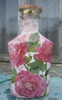 rosebud-bottle2.jpg