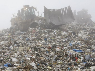Altamont CA landfill.jpg