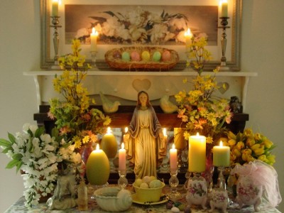 Ostara altar.jpg