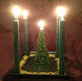 green prosperity candle spell.jpg